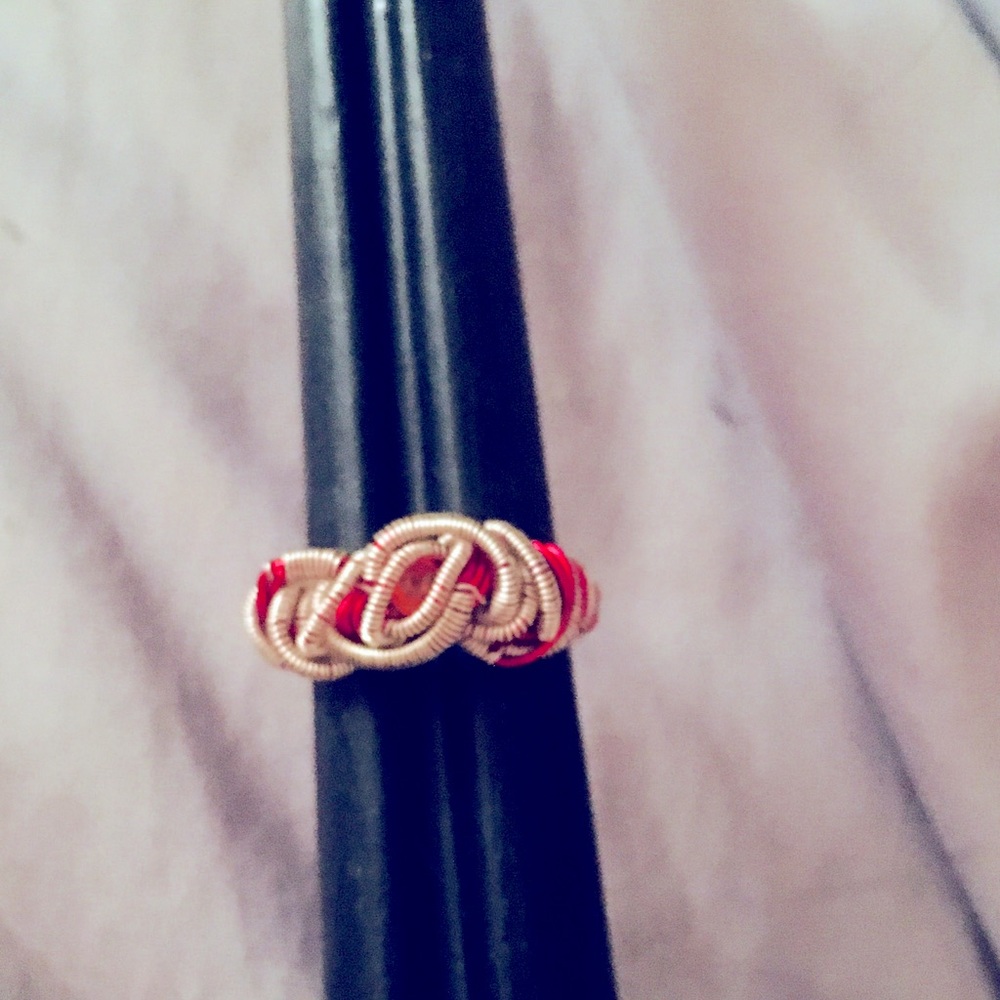 Wire wrapped Statement Ring 💍 Sz 7 1/2